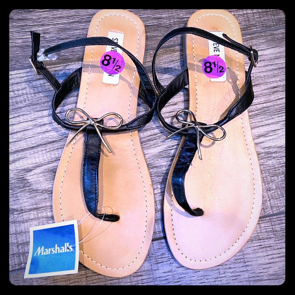 NWT Steve Madden sandals  🎀